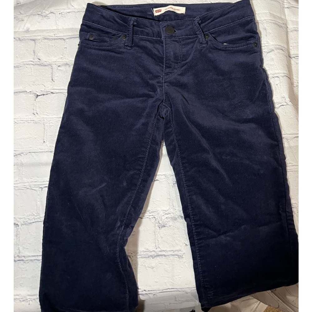 Size 8 Levi’s super skinny jeans